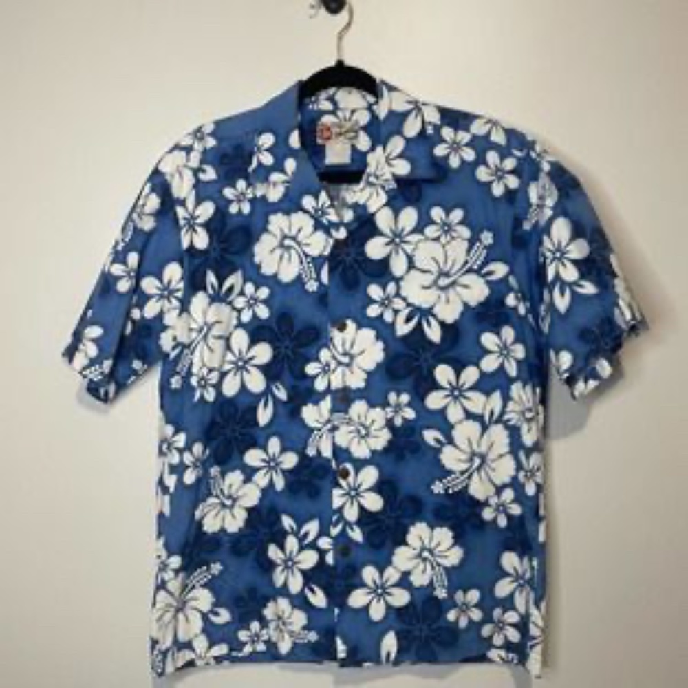 Hilo Hattie Men's Floral Hawaiian Shirt size Medium
